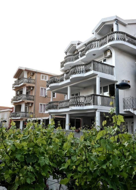 Studio Apartmani Lemon Budva Exterior photo